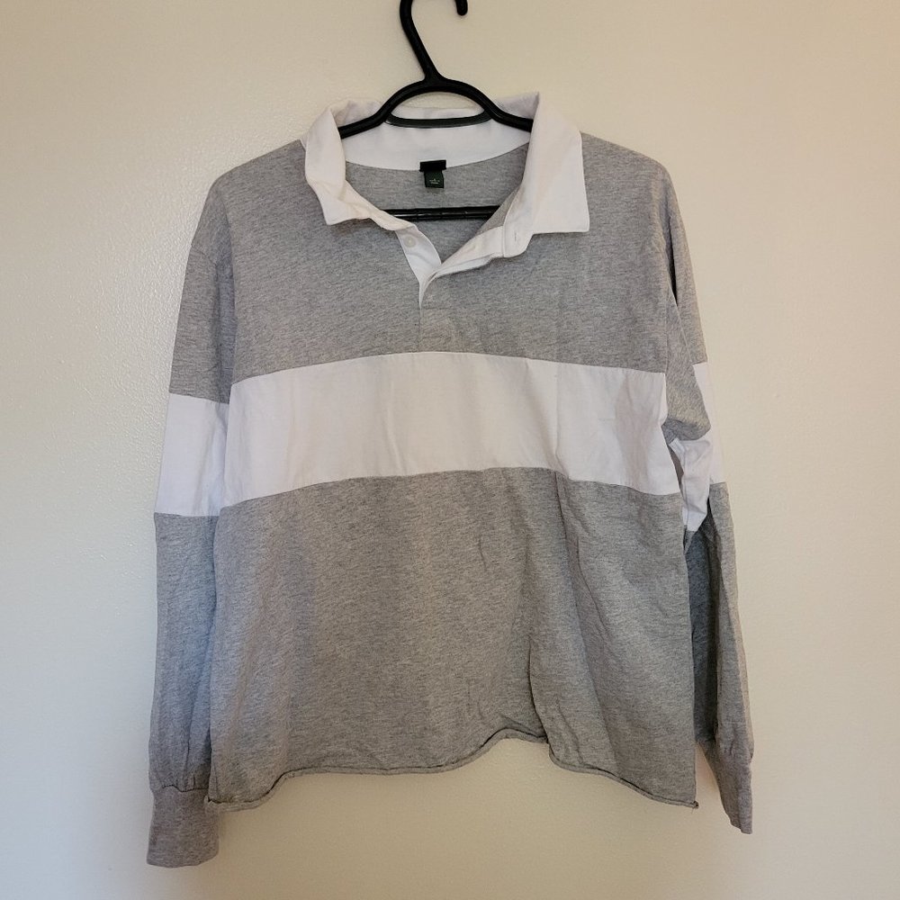 Grey w/ white stripe long sleeve crop top